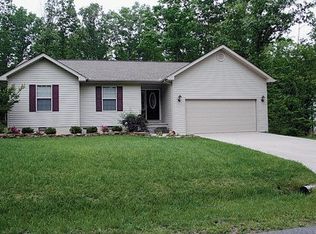 4035 Moccasin Ln, Crossville, TN 38572