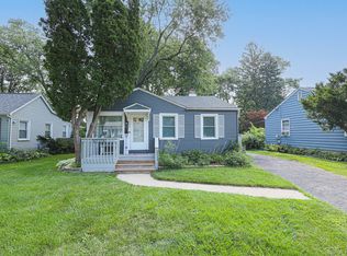 245 S Edison Ave, Elgin, IL 60123