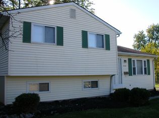 2535 Brownfield Rd, Columbus, OH 43232