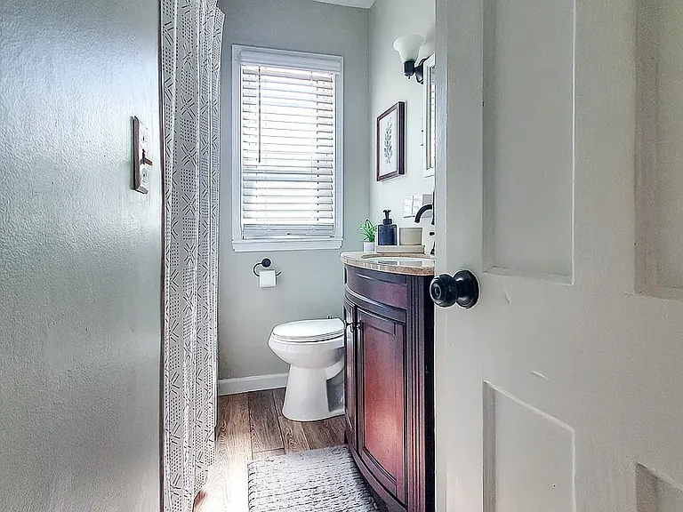 603 Juneway Dr — Photo 4
