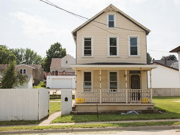 2nd image of 2751 Burden St