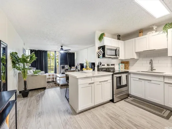 95-20 Waihonu St APT C101, Mililani, HI 96789