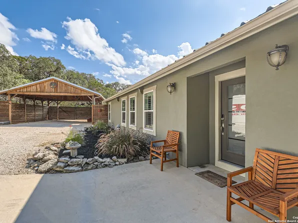 17810 MORNINGSIDE DR, Helotes, TX 78023