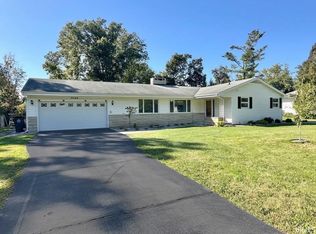 3104 Maple Ln, Fort Wayne, IN 46804