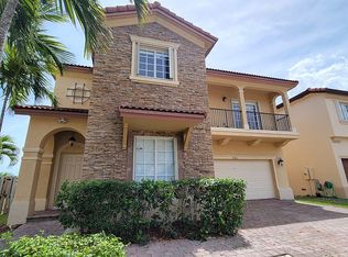 8780 SW 223rd Ter, Cutler Bay, FL 33190