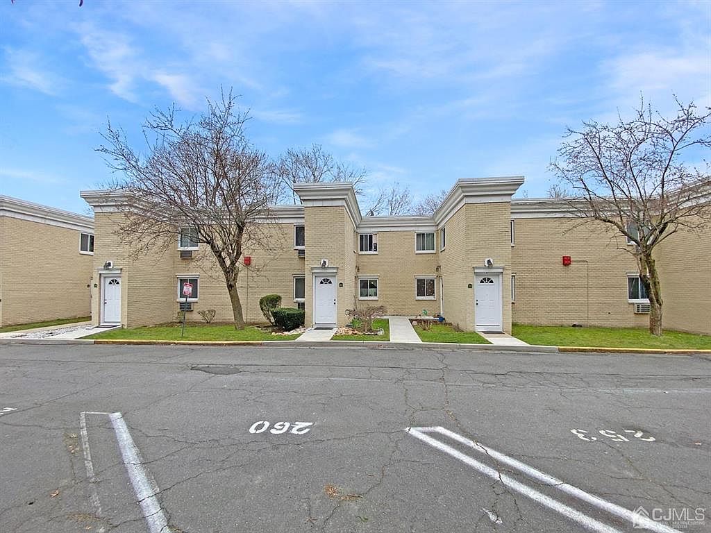 19 Lake Ave APT 4A, East Brunswick, NJ 08816 | Zillow