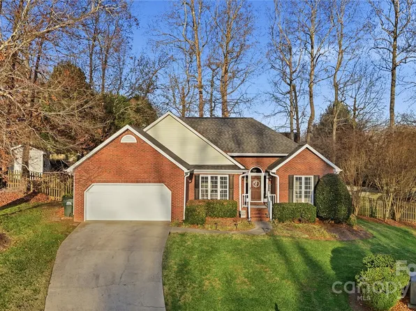 3661 Trabert Ct, Gastonia, NC 28056