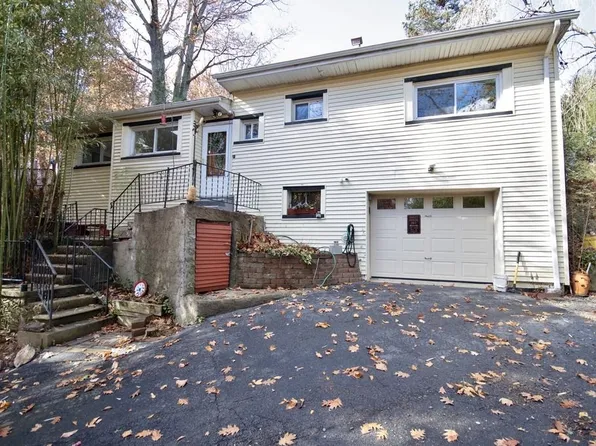 40 McKinley Avenue, Valhalla, NY 10595