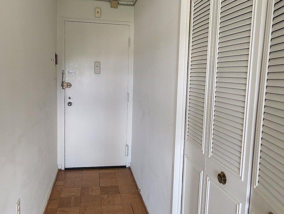 10224 Rockville Pike North Bethesda, MD Zillow