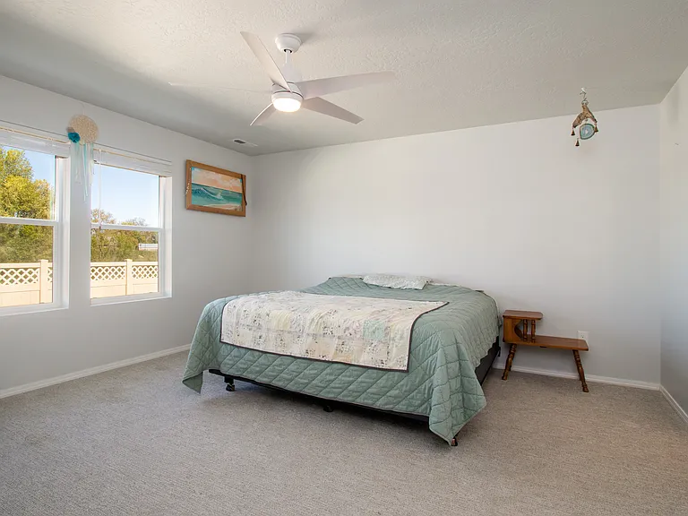 406 Hildago Way — Photo 31