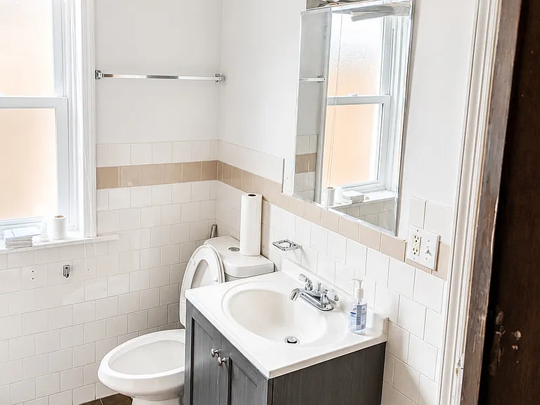 8010 S Marshfield Ave #1 — Photo 3