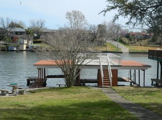 202 Riverside Dr, Kingsland, TX 78639
