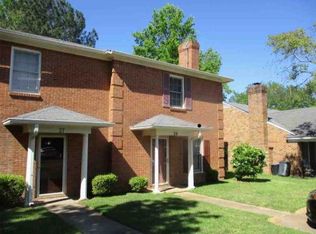 28 Meadowoods Pl, Jackson, MS 39211