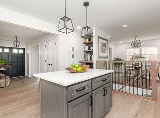 6807 Tottenham Rd, Windy Hills, KY 40207