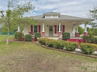2102 Hickory Grove Rd, Gastonia, NC 28056