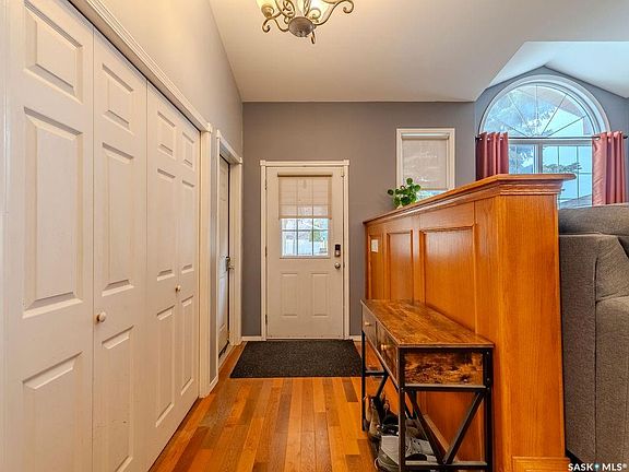 2nd image of 2306 Kenderdine ROAD