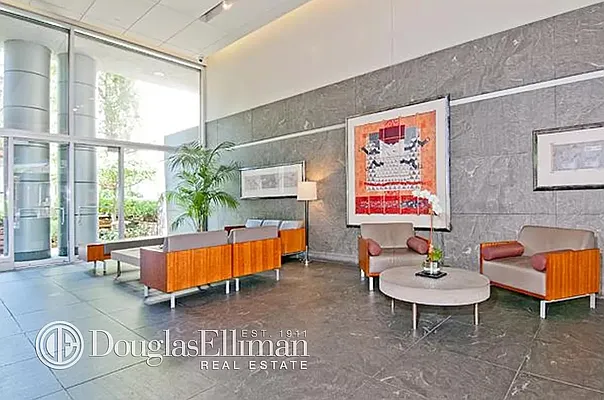 Rented by Douglas Elliman | media 19