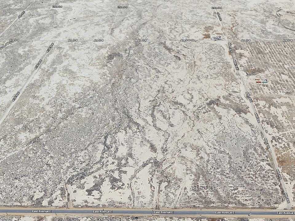 2nd image of Avenue D 8