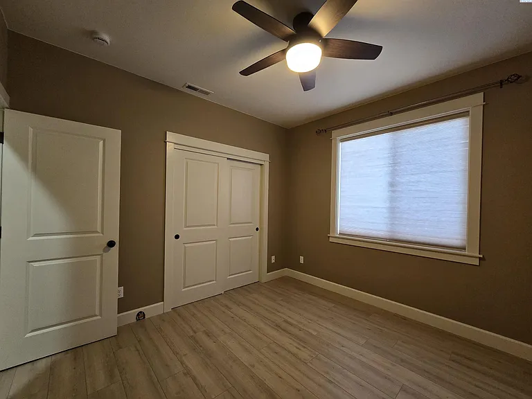 2914 Karlee Dr — Photo 30