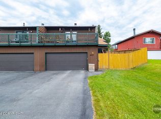 18615 Neva Cir, Eagle River, AK 99577