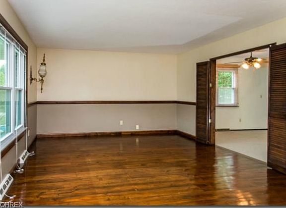 4th image of 3235 Dales Ct