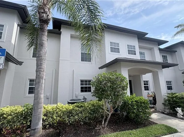 9064 Gervais CIR #105, NAPLES, FL 34120