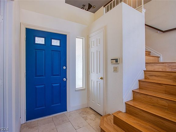 4th image of 7824 Surfcrest Ct
