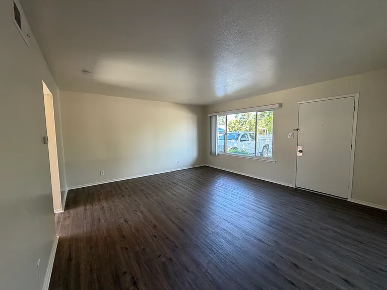 114 Erma Ave — Photo 14
