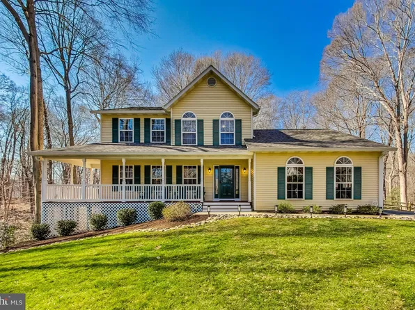 1520 Abbey Ln, Huntingtown, MD 20639