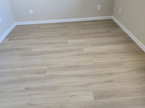 4th image of 16304 Sago Rd