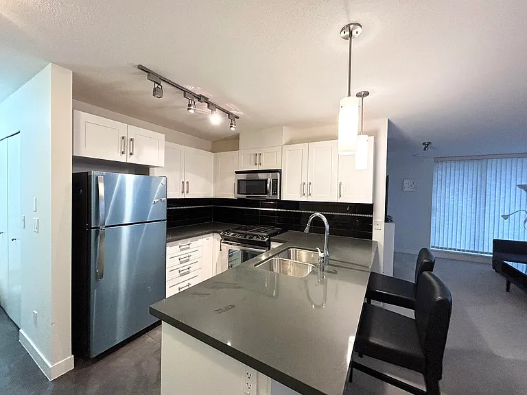 7090 Edmonds St #2102 — Photo 4