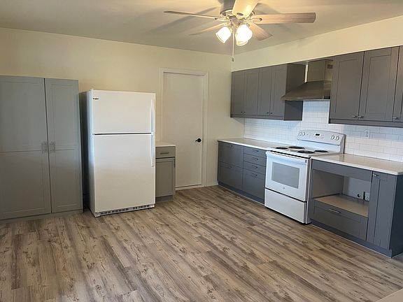2nd image of 217 N Albert Ave