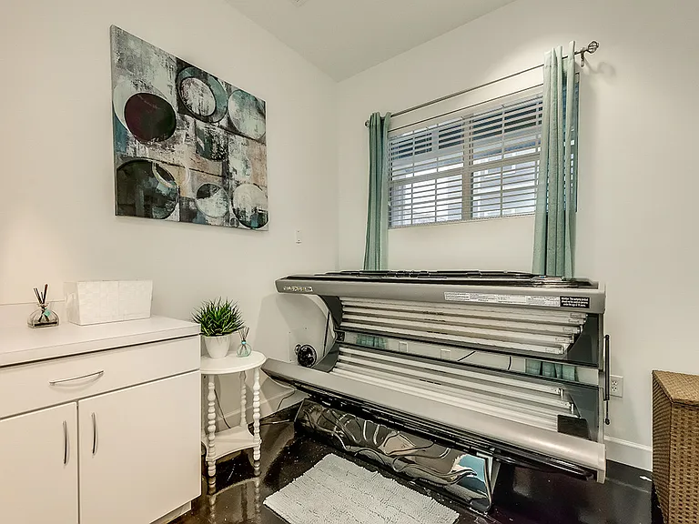 The Encore at Sam Houston - Student Living Priced Per Room — Photo 14