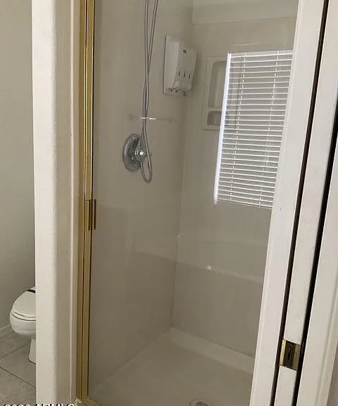 6620 E Melrose St — Photo 16