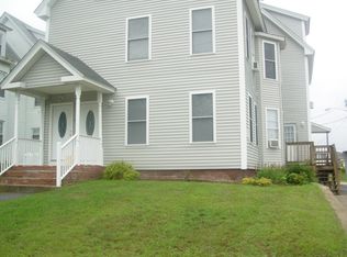 5 Maple St APT 1A, Derry, NH 03038