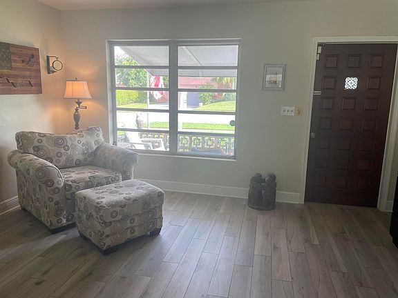 2nd image of 1412 Lake Erie Drive