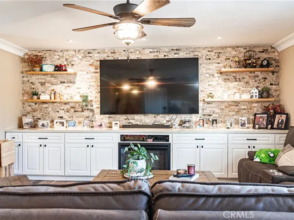 15194 El Cariso Rd, Victorville, CA 92392