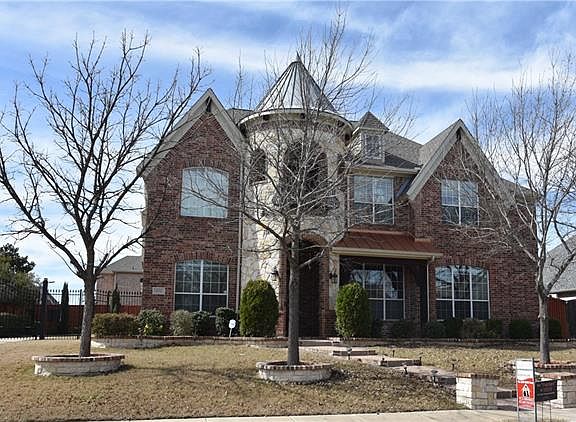 2nd image of 1131 Mandeville Dr