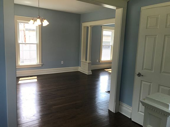 5th image of 347 Woodlawn Ave