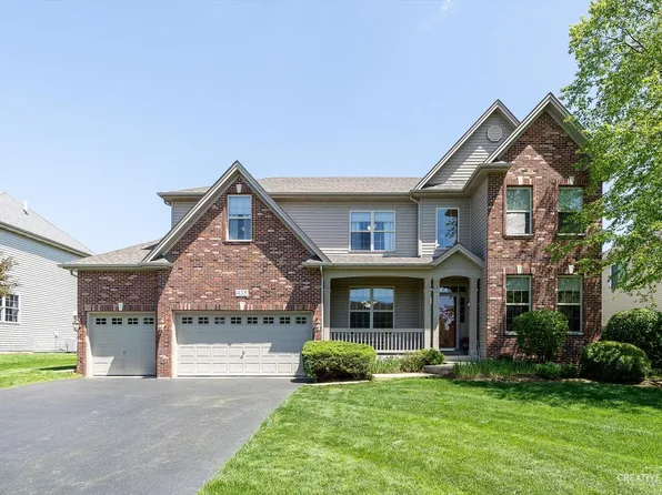 435 Glover Dr, North Aurora, IL 60542