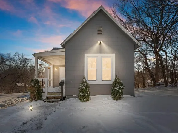 915 Reynolds Ave, Kansas City, KS 66101