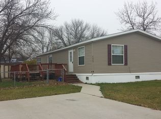 4422 Santiago Blvd S, Fargo, ND 58103