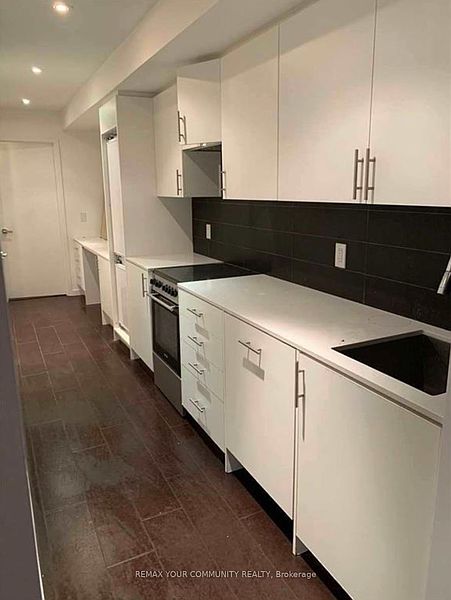 Toronto Townhouse for rent - 1 Bedroom — photo 4
