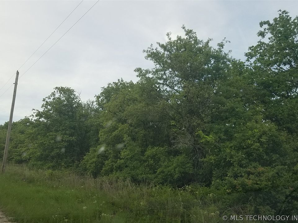 2nd image of Eisenhower Ln