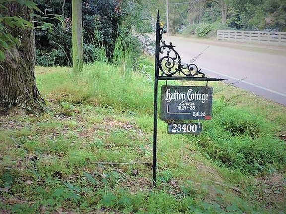 FRONT SIGN