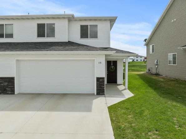 131 Mulberry Loop NE, Minot, ND 58703