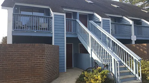 145 Colonial Cir #A1 Photo 1