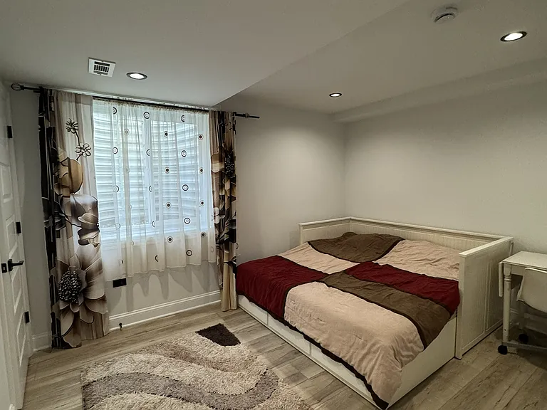 4734 Burr Oak Ct — Photo 13