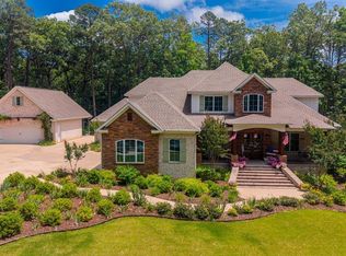 525 Forest Pond Ln, Benton, AR 72019