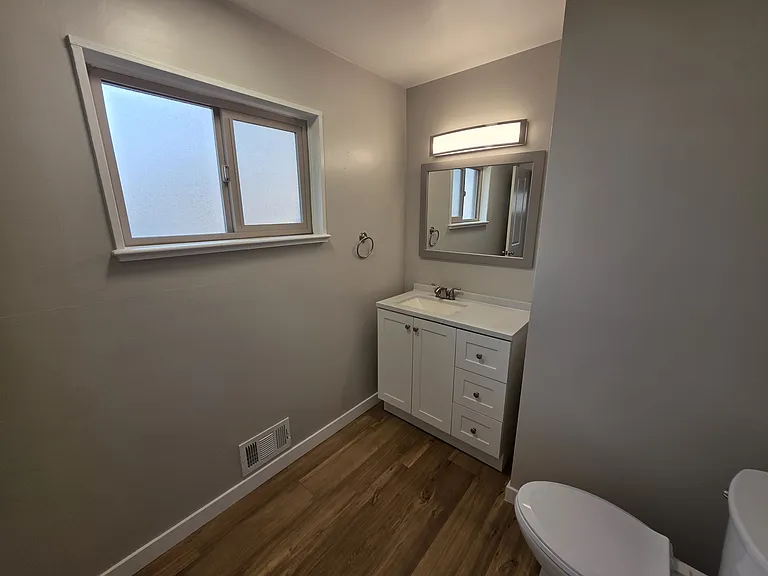 365 Kohl St — Photo 15